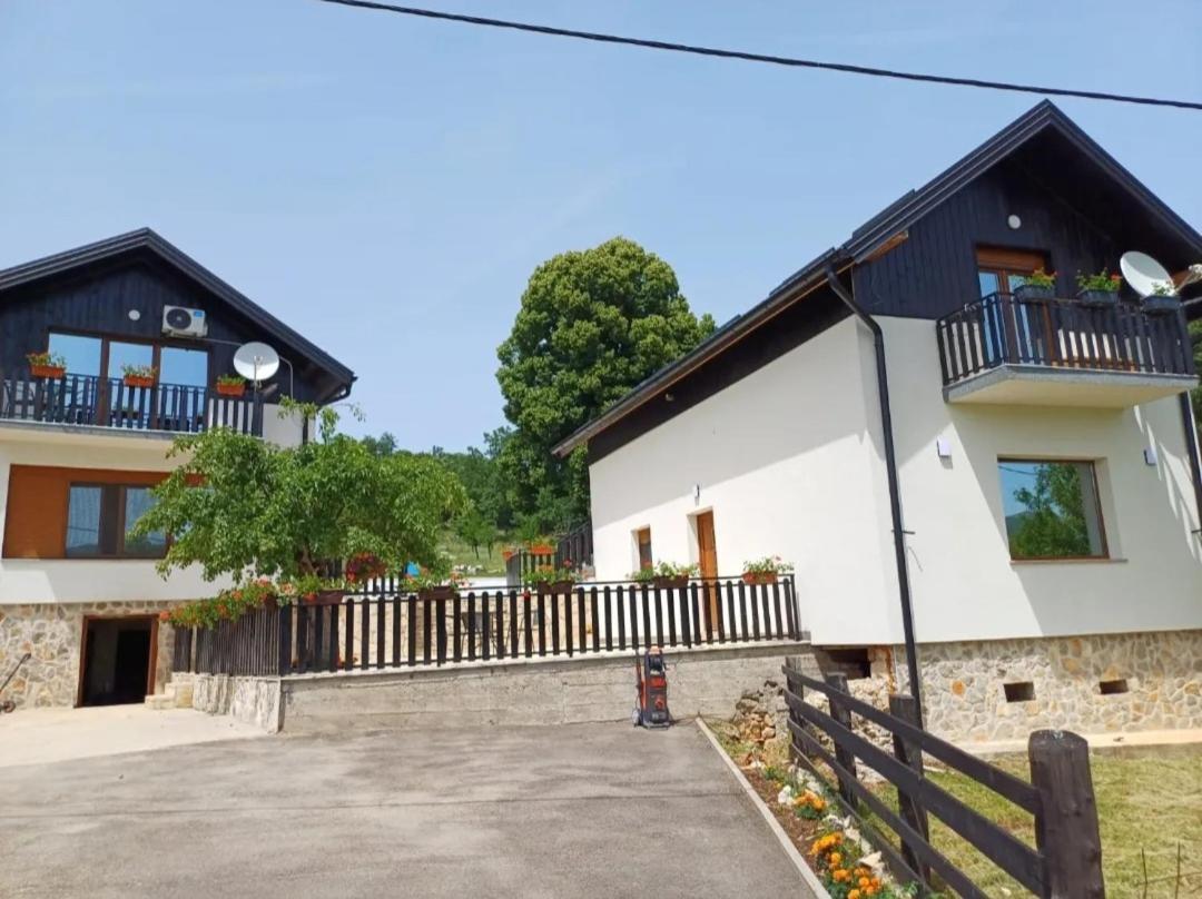 Farma & Apartmani Opg Sasa Delic Korenica Extérieur photo