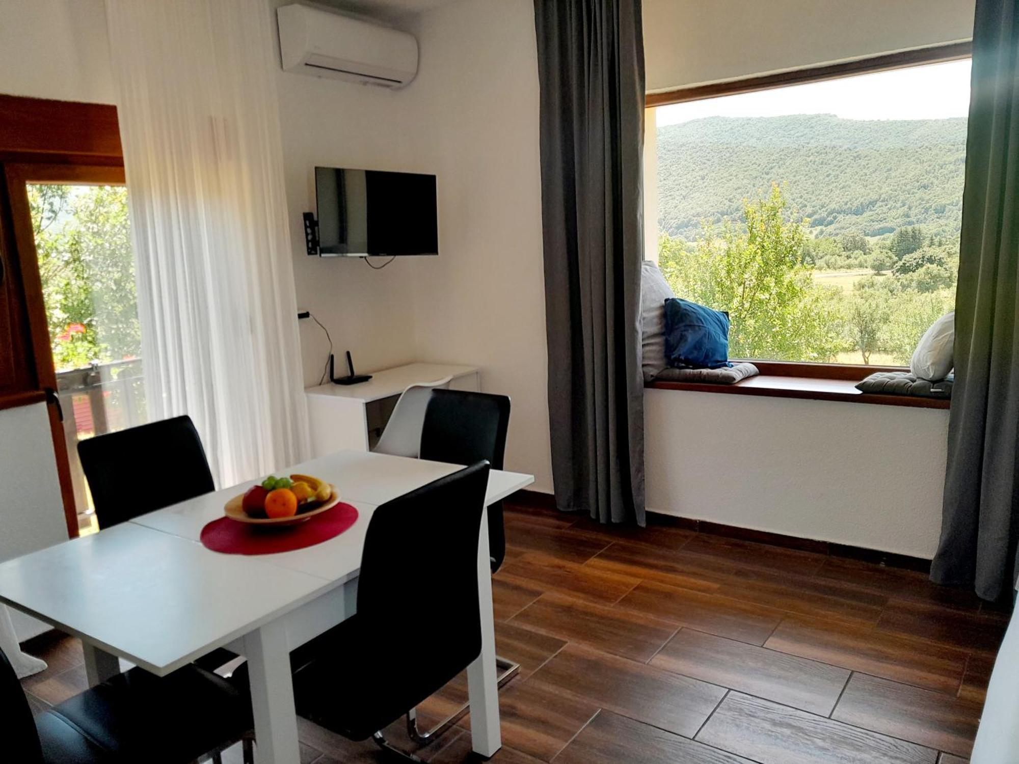 Farma & Apartmani Opg Sasa Delic Korenica Chambre photo